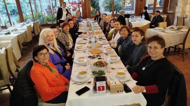 Mersin Alzheimer Derneği’nden Tarsus’ta Hasta Yakını Kadınlara Özel İftar