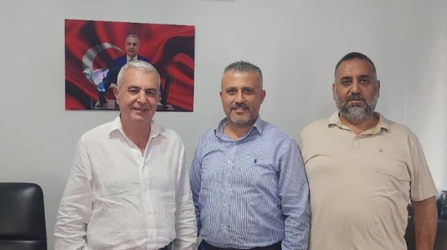 Tarsus’ta MHP’li Abdullah Kuran’dan Baki Şimşek’e Taziye Ziyareti