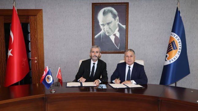 Tarsus ve Mersin Üniversiteleri Arasında Akademik İş Birliği Protokolü İmzalandı