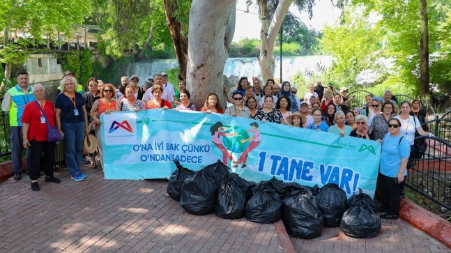 Mersin Büyükşehir Belediyesi Tarsus Mesire Alanlarında Çevre Temizliği Yaptı