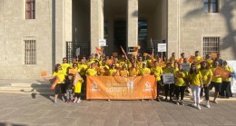 ‘KOŞAR ADIM LÖSEV’ TARSUS YARI MARATONUNDA EĞİTİM İÇİN KOŞTU