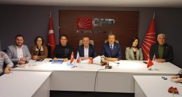 CHP Mersin İl Başkanlığı Görevine Oy Birliği ile Av. Koral Ömür Seçildi