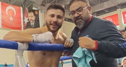 Onur ŞEKER ‘Türkiye Kickboks Şampiyonasında FİNALDE’  Bugün TRT Yıldızda Saat 16:00 Canlı Yayında FİNAL MAÇI var.