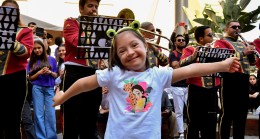 Büyükşehir’in Kent Orkestrası Bandosu’ndan Bayrama Ve 23 Nisan’a Özel “Çocuk Şarkıları” Etkinliği
