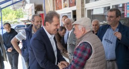 Başkan Seçer, Tarsus’ta Vatandaşlarla Bayramlaştı