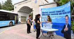 Mersin Büyükşehir, YKS’ye Giren Öğrencilere Ve Ailelerine Su İkramında Bulundu