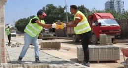 TOROSLAR’DA YOLLAR KİLİT PARKE İLE YENİLENİYOR