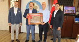 Vali Ali Hamza PEHLİVAN, Tarsus Ticaret Borsası’nı  Ziyaret Etti