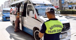 Büyükşehir Zabıta Ekipleri Vatandaşların Sağlıklı Bir Yolculuk Yapması İçin Teyakkuzda