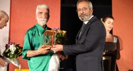 TARSUS’TA 30 BİN SEYİRCİYLE YILDIZLAR ALTINDA YAZ EĞLENCESİ!