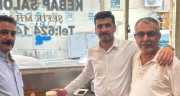 TARSUS ÜLKÜ OCAKLARI ESNAFLARA AŞURE İKRAMINDA BULUNDU