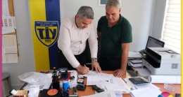 AKKOZA MEDYA’dan BİR HİZMET DAHA… “TARSUS İDMAN YURDU MAÇLARININ YAYIN SÖZLEŞMESİ İMZALANDI”