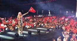 Mersin’e Yakışır Cumhuriyet Coşkusu!