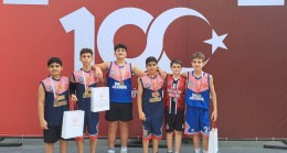 CUMHURİYET’İN 100.YILI STREETBALL TURNUVASI’NDA İDEAL BASKETBOL AKADEMİ ŞAMPİYON OLDU