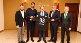 ALİ HAMZA PEHLİVAN, HATAYSPOR TEKNİK DİREKTÖRÜ VOLKAN DEMİREL VE KULÜP YÖNETİCİLERİ İLE GÖRÜŞTÜ