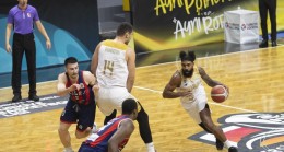 Carettalar Evinde Galip Geldi