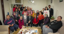 HEMŞEHRİLERİNDEN DESTEK YAĞMURU… DR. HALUK BOZDOĞAN, EV ZİYARETLERİNDE MEMLEKET SEVGİSİNİ ARTIRIYOR!