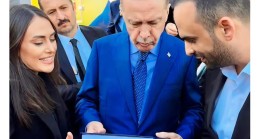 Doç. Dr. Özbozkurt ve Dr. Yeşilkuş, “Nörostratejik Yönetim Projesinin” sonuçlarını Cumhurbaşkanı Erdoğan’a Sundu