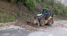 Sağanak Yağış Çamlıyayla’da da Etkili Oldu