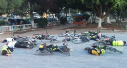 Tarsus Kent Konseyi Bisiklet Topluluğu’ndan “Sessiz Sürüş” Etkinliği