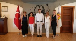 Tarsus Kadın Korosu, Başkan Ali Boltaç’ı Makamında Ziyaret Etti