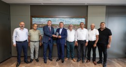 Veyis Avcı’dan Mersin Büyükşehir Belediye Başkanı Vahap Seçer’e Ziyaret