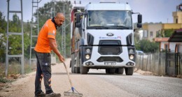 Büyükşehir’in Kırsaldaki Yol Çalışmaları İlçe Halkını Memnun Ediyor