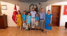 Öğrencilerden Tarsus Belediye Başkanı Ali Boltaç’a Ziyaret