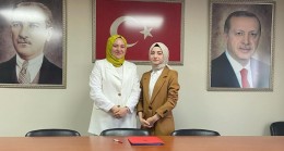 Ak Parti Tarsus Kadın Kolları’nda Devir Teslim Töreni Düzenlendi