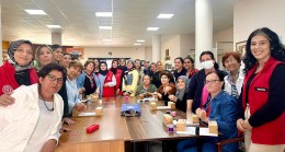Mersin Alzheimer Derneği Tarsus Grubu’ndan ‘Makrome Bileklik Atölyesi’ Etkinliği