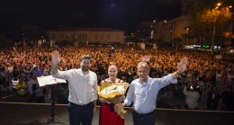 ‘3.Uluslararası Tarsus Festivali’nde Candan Erçetin Konseri İle Coşku Doruklara Çıktı