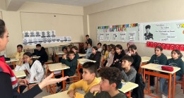 Jandarmadan Öğrencilere Siber Farkındalık Eğitimi
