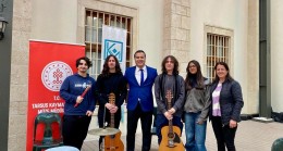 TARSUS MÜZESİ’NDE “ŞARKINI SÖYLE” ETKİNLİĞİ DÜZENLENDİ