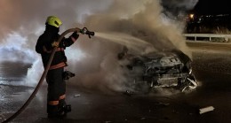 Tarsus’ta Kazaya Karışan Araç Alev Aldı