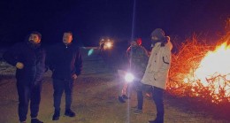 CHP Gençlik Kollarından Gece Zirai Don Nöbeti Tutan Çiftçilere Destek Ziyareti