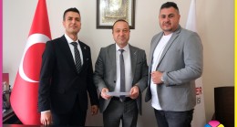 Tarsus Zafer Partisi’nde Bayrak Değişimi! Mete Can Süren, Yeni İlçe Başkanı Oldu