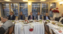 Başkan Seçer, Mersin Minibüsçüler Esnaf Odası’nın İftar Programına Katıldı