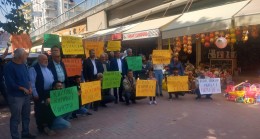 Sunay Atilla Üst Geçidi Köprü Altı Esnafları Basın Açıklaması Düzenledi