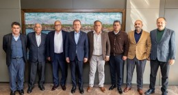 Başkan Ali İlk ve Yönetim Kurulu, Vahap Seçer’i Ziyaret Etti