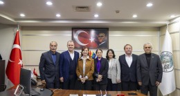 Başkan Seçer ve Meral Seçer, Mut’ta Vatandaşlarla İftar Yaptı