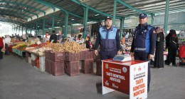 Tarsus Belediyesi, Semt Pazarlarında “Tartı Kontrol Noktası” Uygulamasını Başlattı