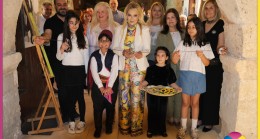 TADEKA’da Ressam Dilek Çetinkaya’nın “Milli Egemenlik ve Atatürk” Resim Sergisi Katılımcıları Büyüledi