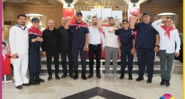 Bir Günlüğüne De Olsa Asker Oldular, Gönülleri Fethettiler