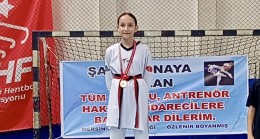 Tarsuslu Öğrencimiz Aybüke Beybolat’tan Tekvando Şampiyonasında Büyük Başarı