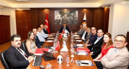 Tarsus OSB Toplantısı, Vali Atilla Toros’un Katılımıyla Tarsus TSO’da Gerçekleşti