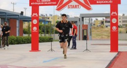 İtfaiye Eri Adayları Parkur Sınavına Hazırlanıyor