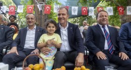 Başkan Seçer, ‘63. Mut Karacaoğlan Kayısı Kültür ve Sanat Festivali’ne Katıldı
