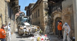 Mersin Büyükşehir’den Anında Müdahale -Tarsus’ta Çöp Ev Temizlendi
