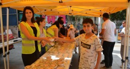 Mersin Büyükşehir Belediyesi’nden 20 Bin Kişiye Aşure İkramı