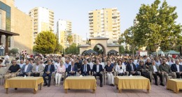 Başkan Seçer ve Meral Seçer, Mersin Cemevi Tarafından Düzenlenen Aşure Programı’na Katıldı